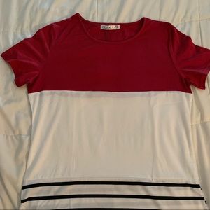 Short sleeved top
